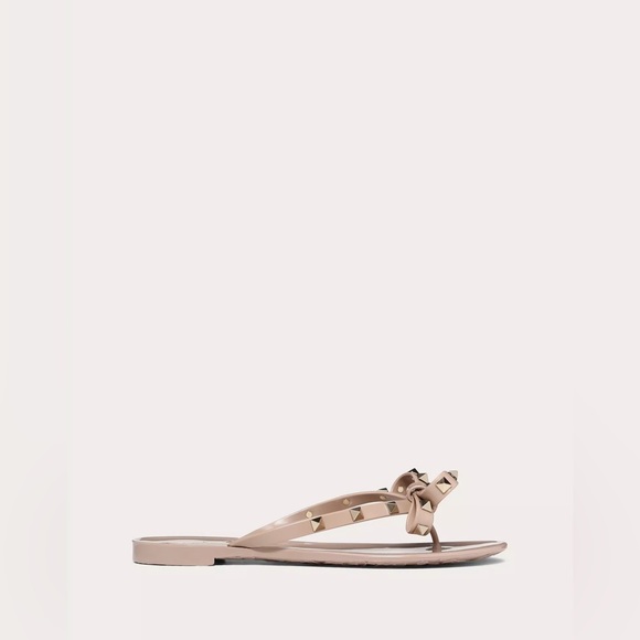 VALENTINO: RUBBER ROCKSTUD THONG - Picture 6 of 9